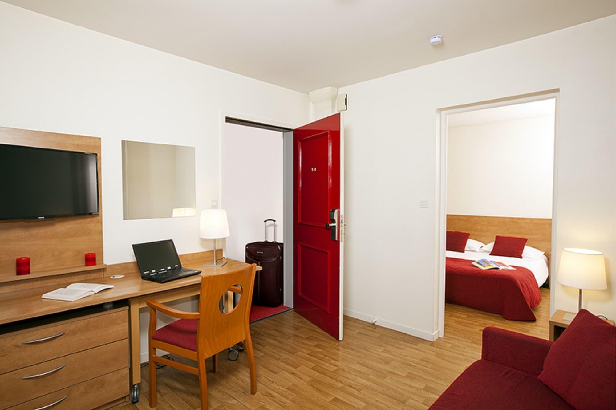 Sejours & Affaires Rennes Villa Camilla Екстер'єр фото