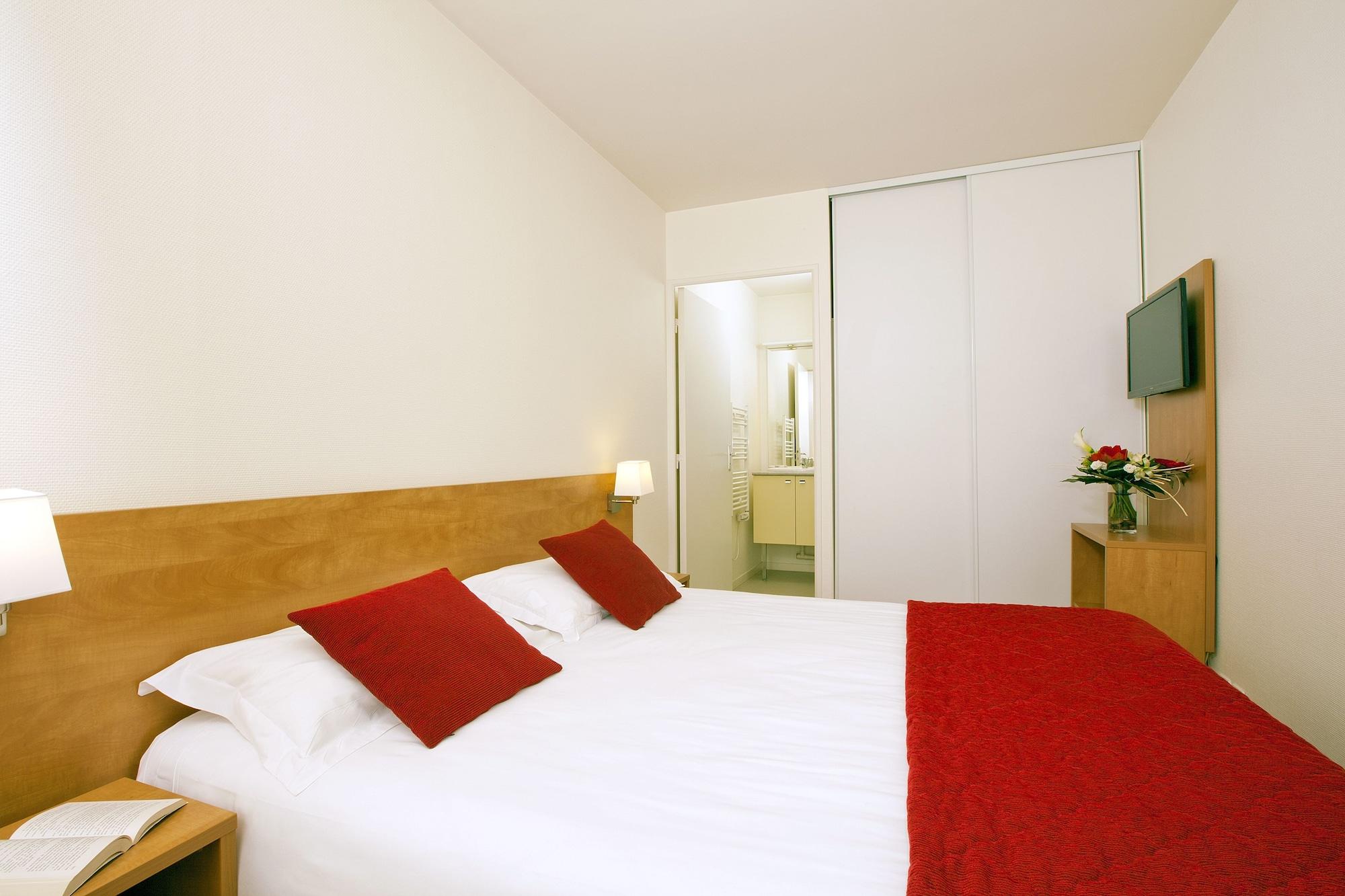 Sejours & Affaires Rennes Villa Camilla Екстер'єр фото