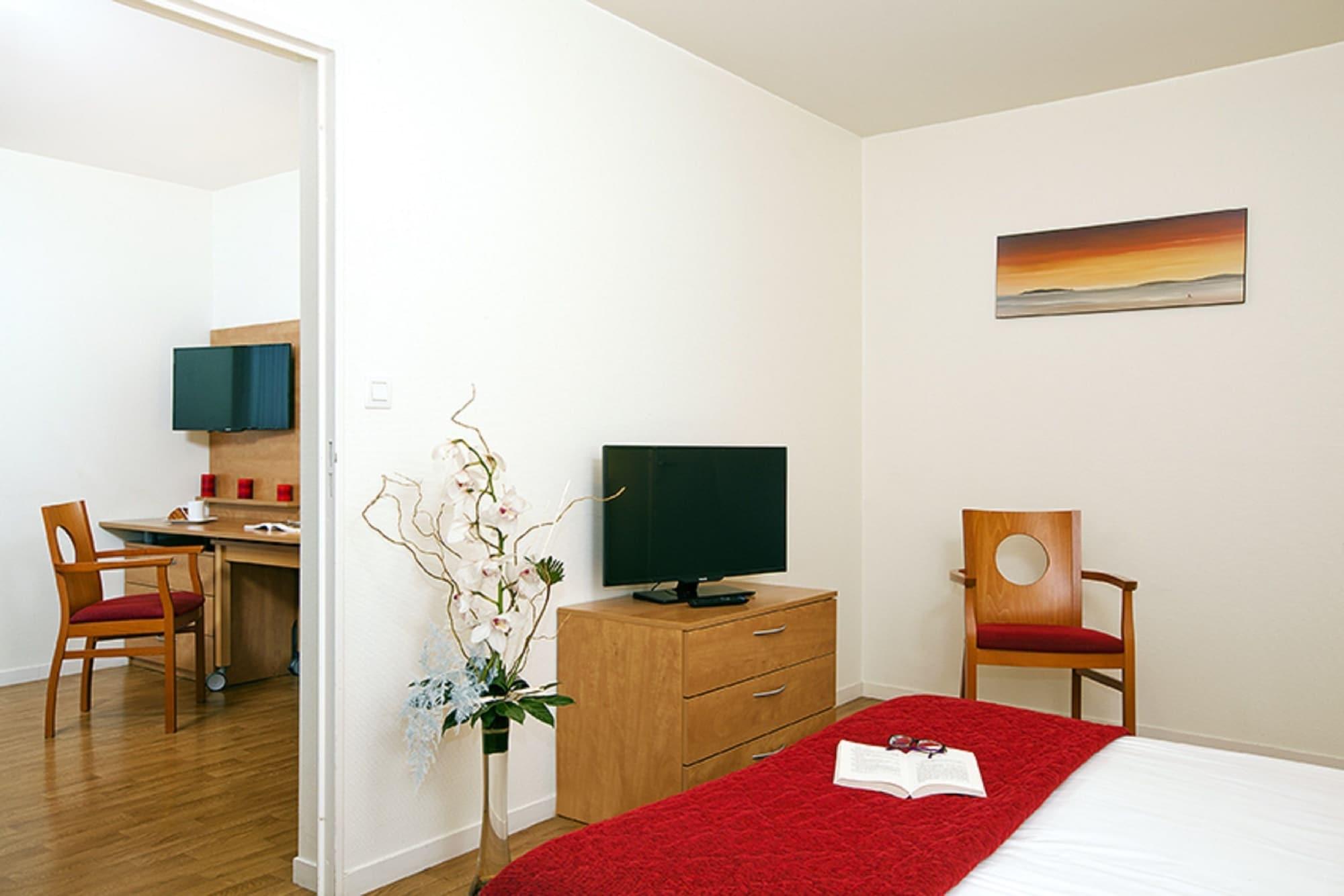 Sejours & Affaires Rennes Villa Camilla Екстер'єр фото