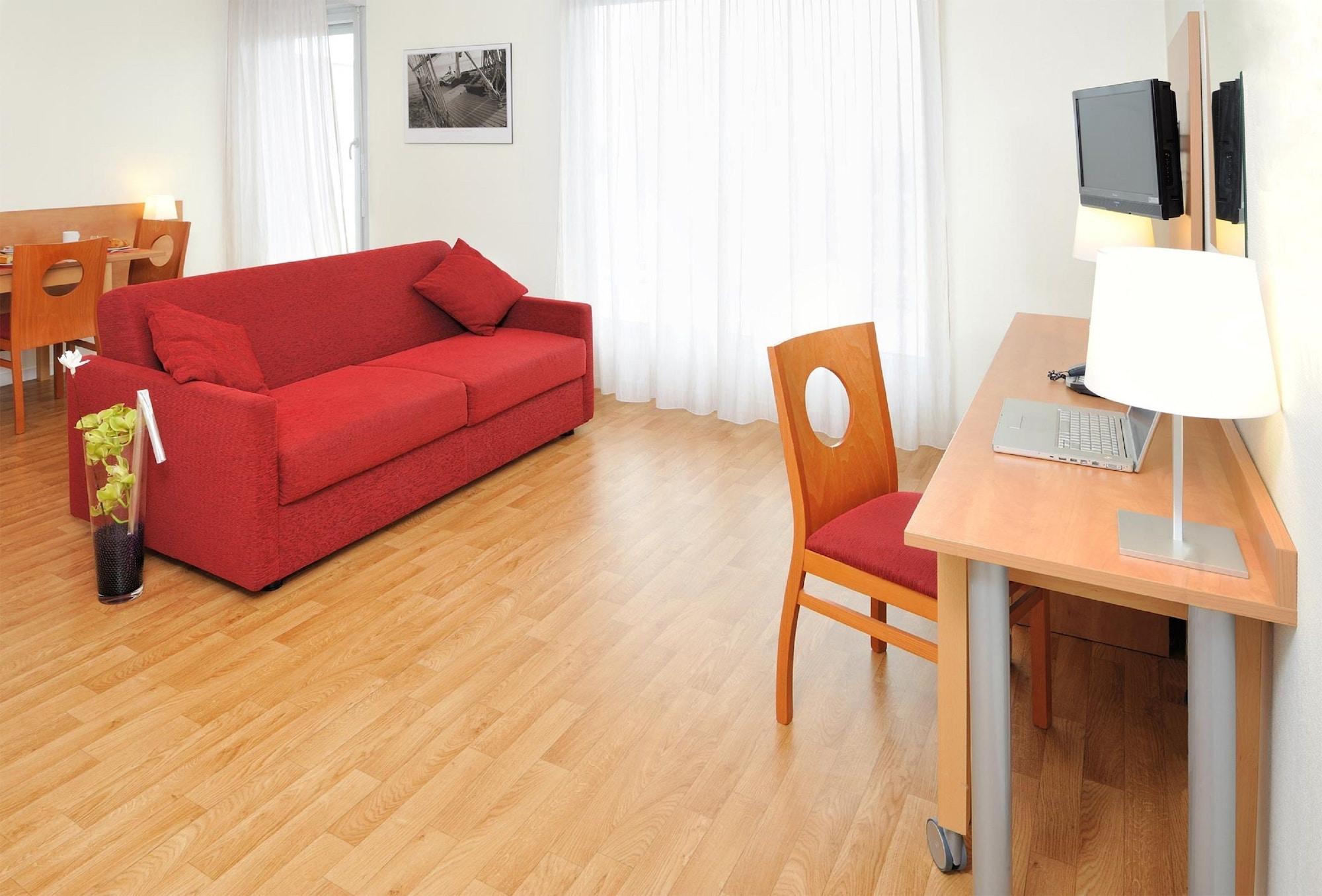 Sejours & Affaires Rennes Villa Camilla Екстер'єр фото