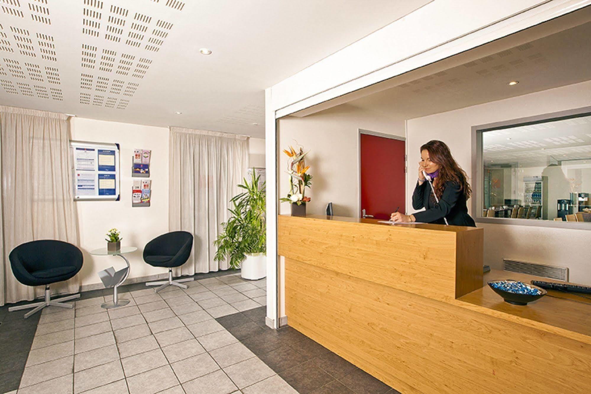 Sejours & Affaires Rennes Villa Camilla Екстер'єр фото